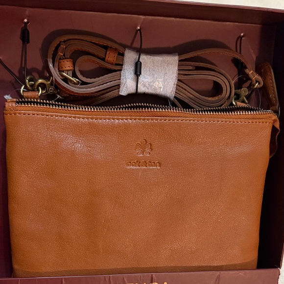 Vilenca Handbags - Oak & Tan Brown Leather Crossbody Bag 3 Compartments NWT 6.5”x9.5”